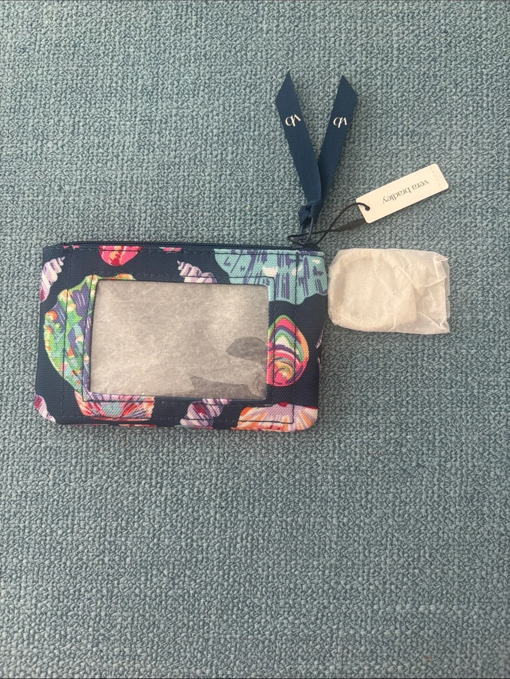 Vera Bradley compact zip