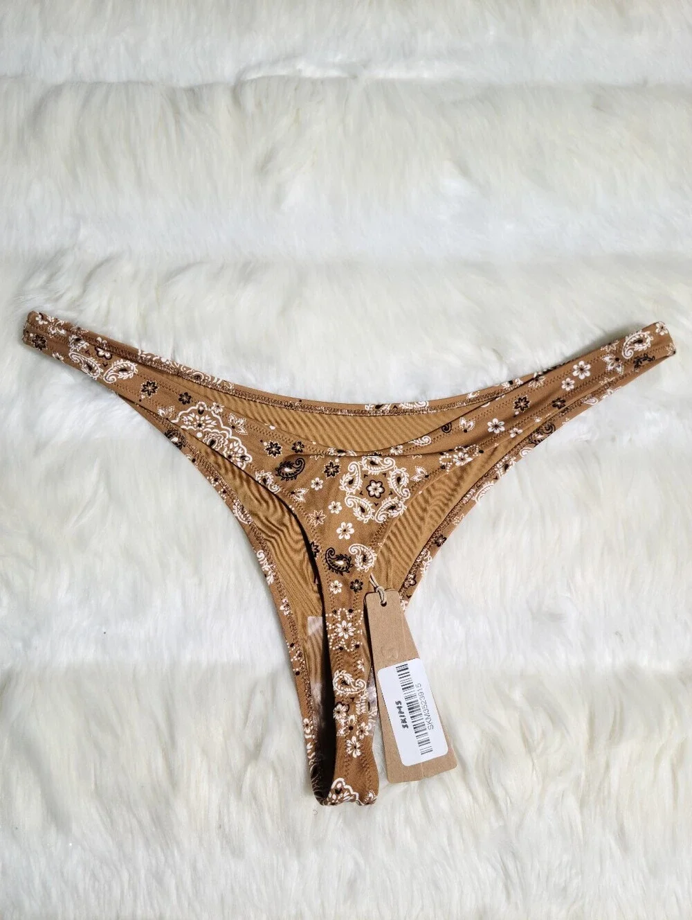 SKIMS color brown