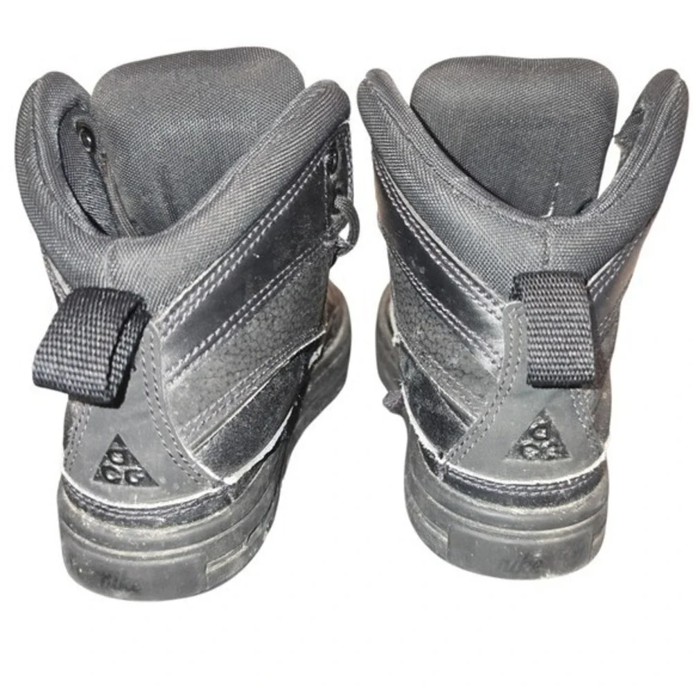 Nike conquer winter