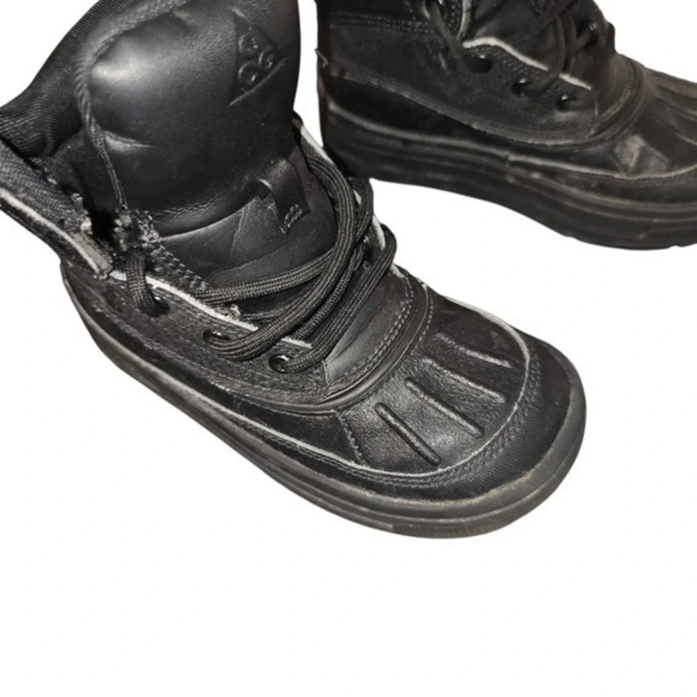 Nike conquer winter
