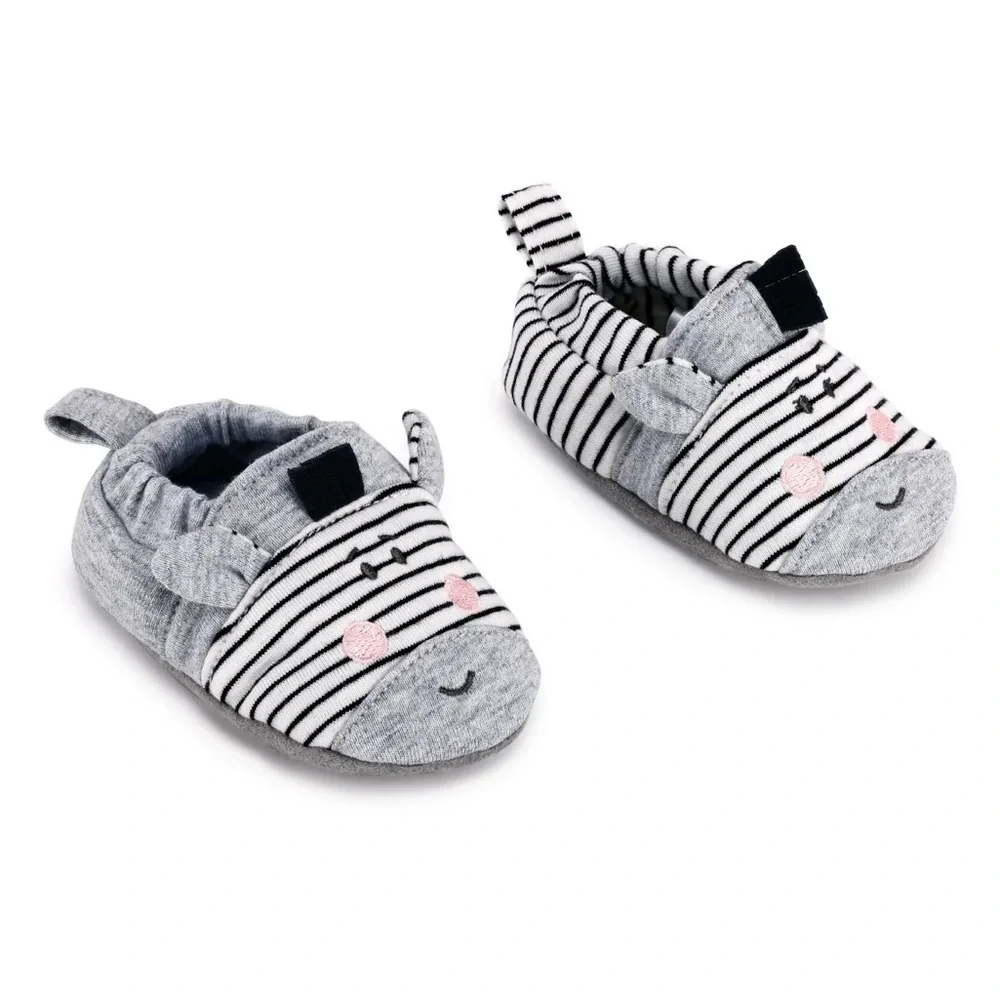 Demdaco booties look