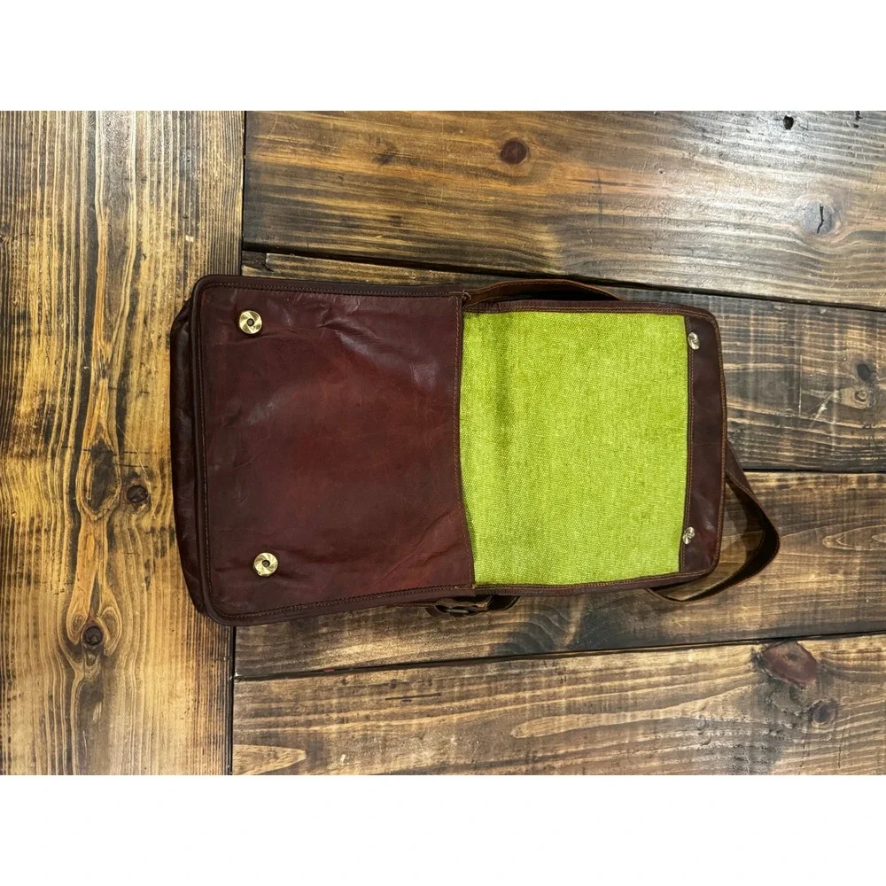 Unbranded crafted from
