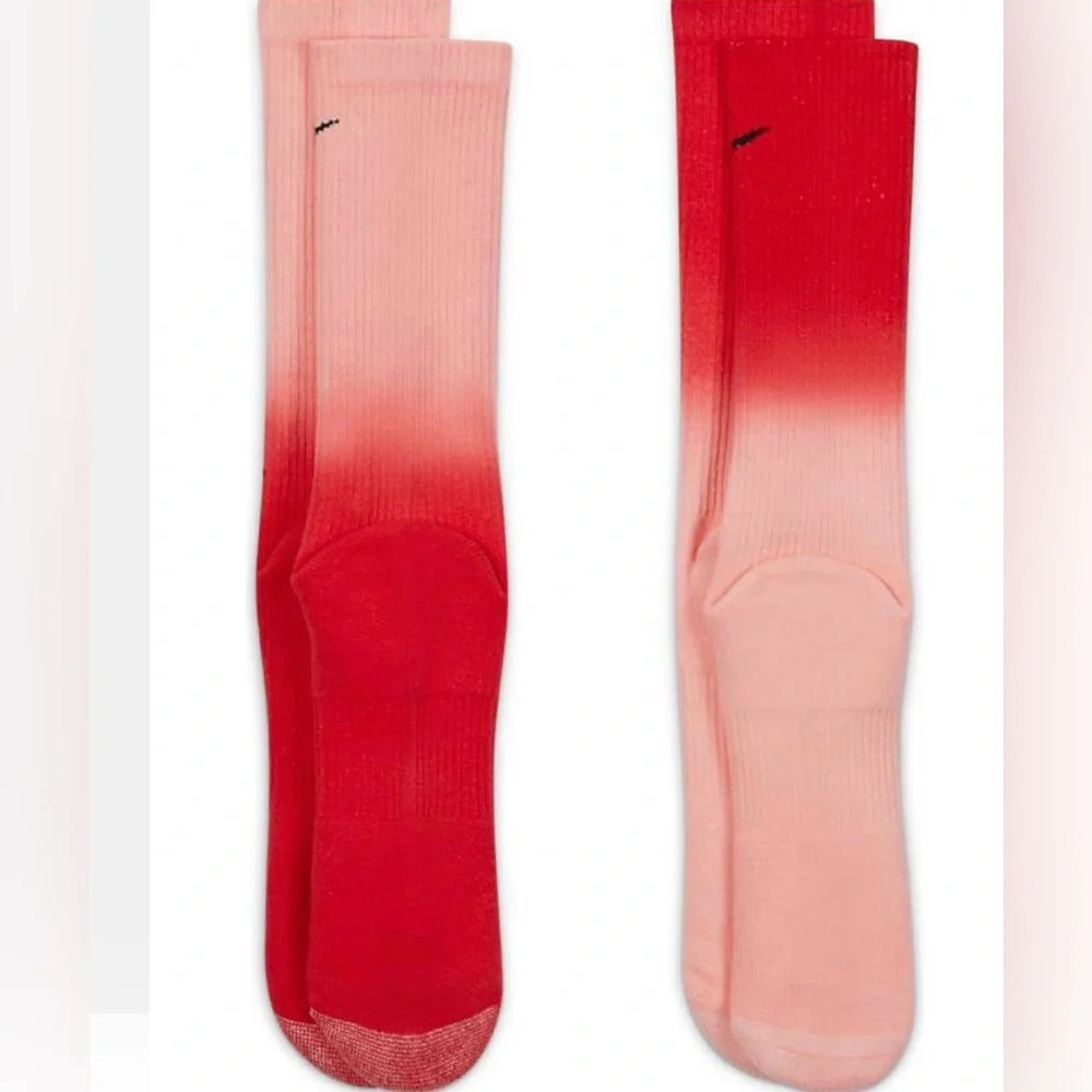 Nike everyday plus