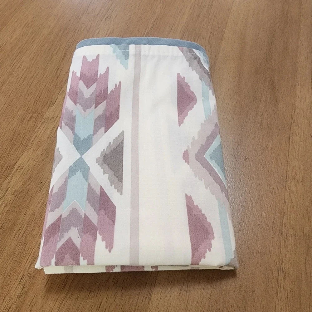Dan‎ River Vintage Single Pillowcase Aztec Southwest Print Pastels