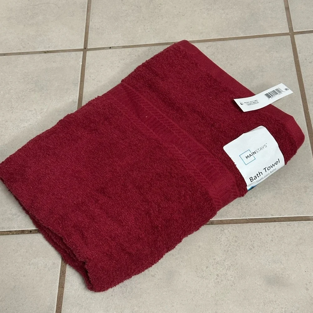 Mainstays red bath