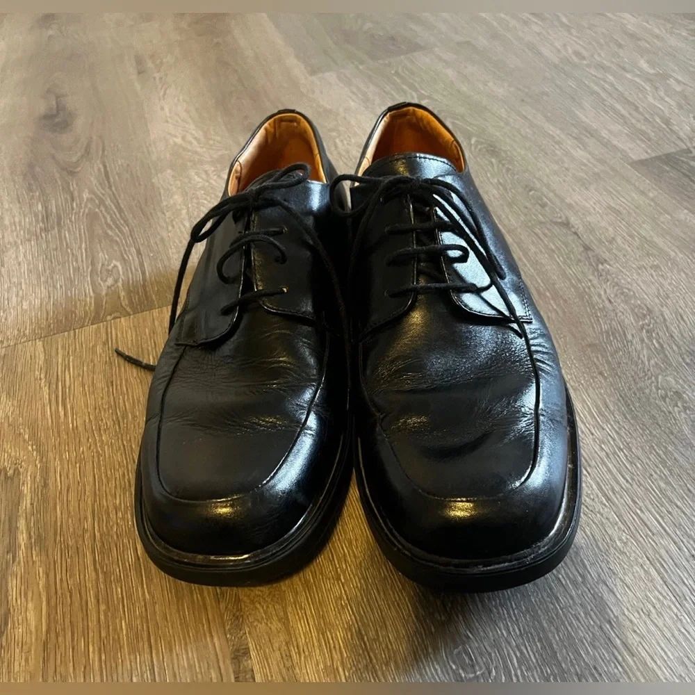 Bostonian men’s black