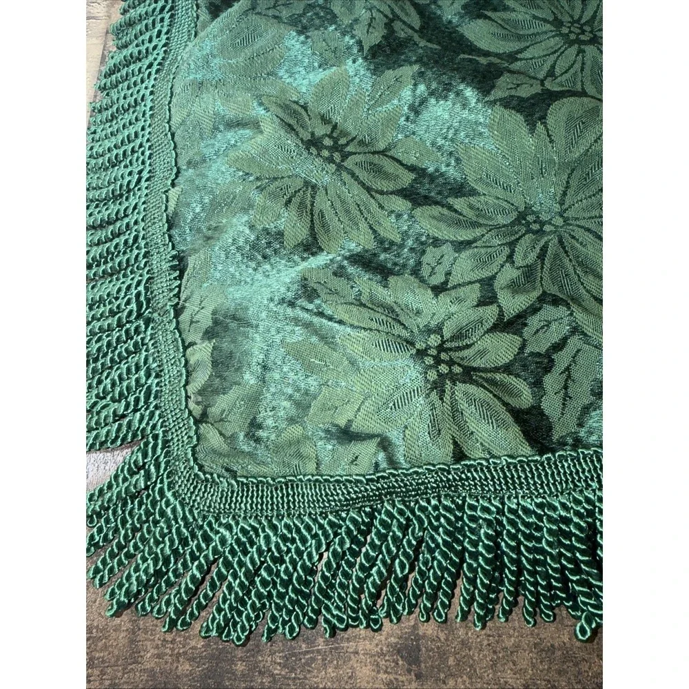 Sam Hedaya Christmas Tablecloth 60x104‎ Oblong Emerald Green Fringe Vintage 2007