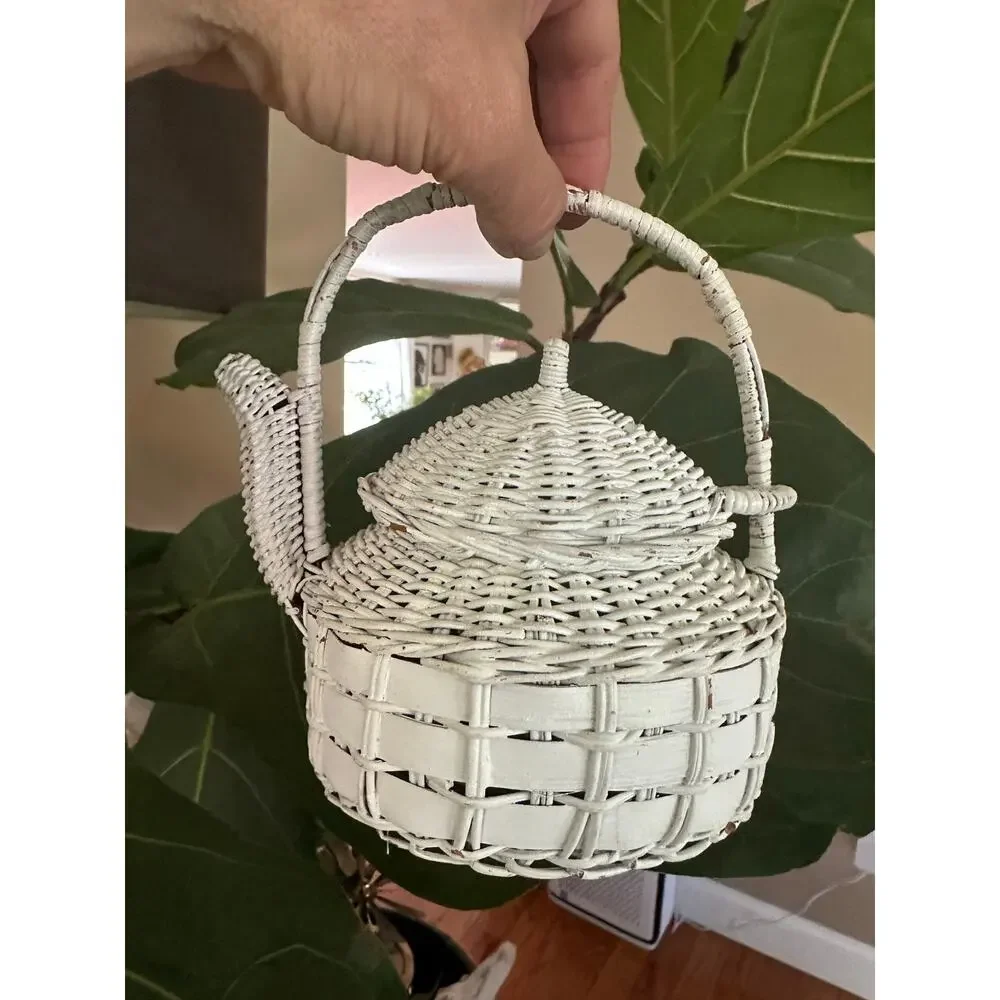 Unbranded vintage white
