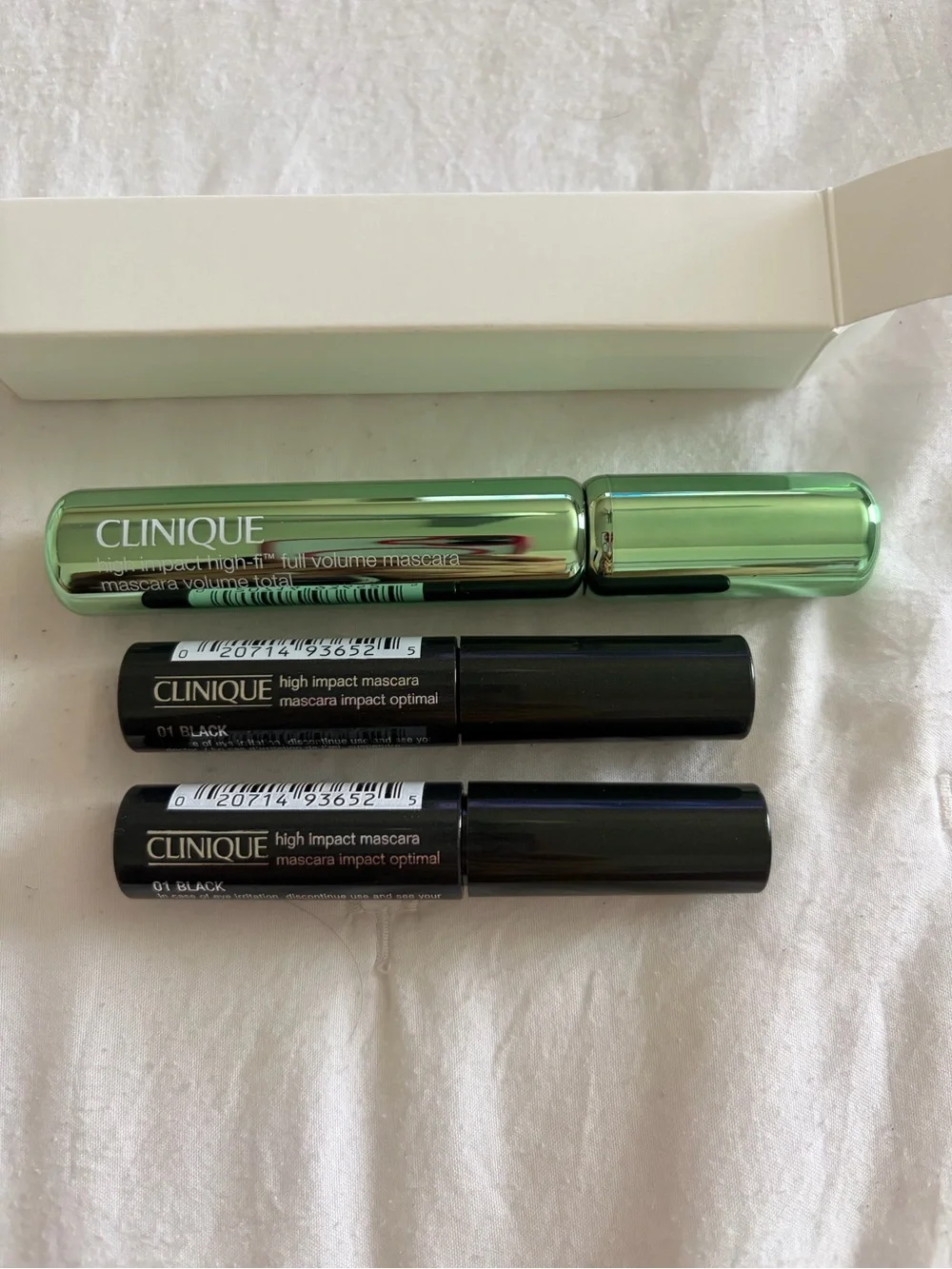 Brand new full size Clinique mascara with 2 mini mascaras