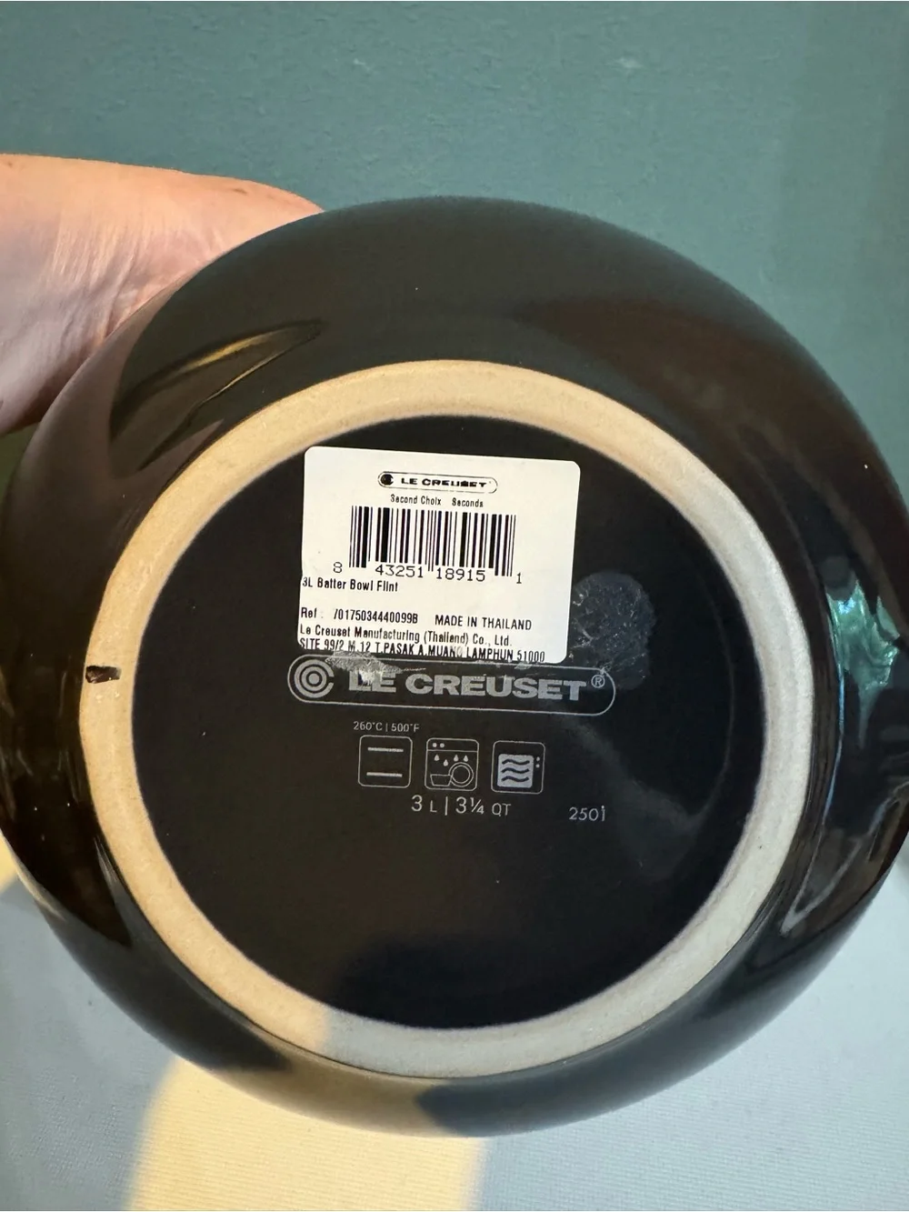 Le Creuset stoneware signature