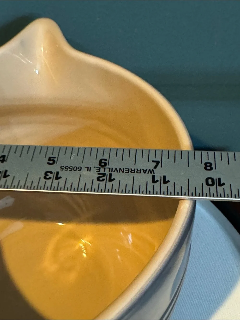 Le Creuset stoneware signature