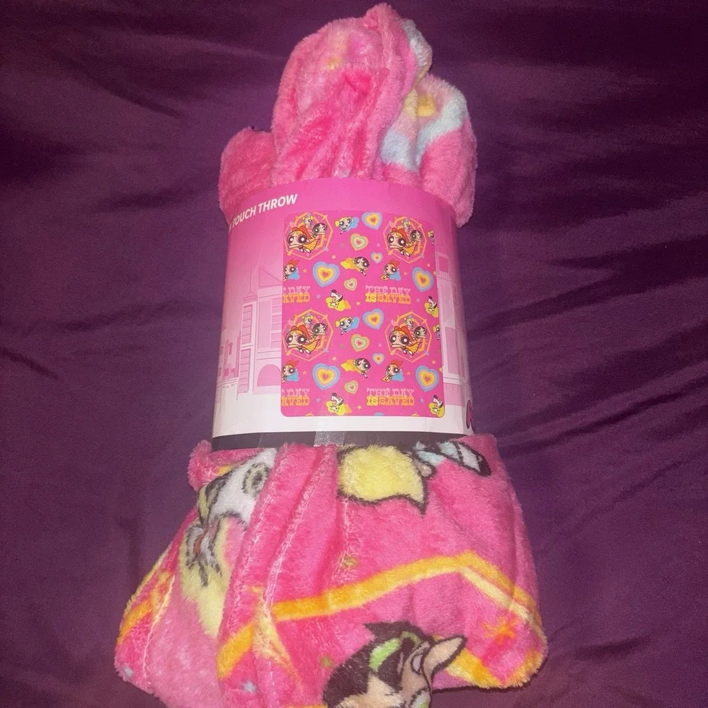 NEW THE POWERPUFF GIRLS Pink Throw Blanket 40