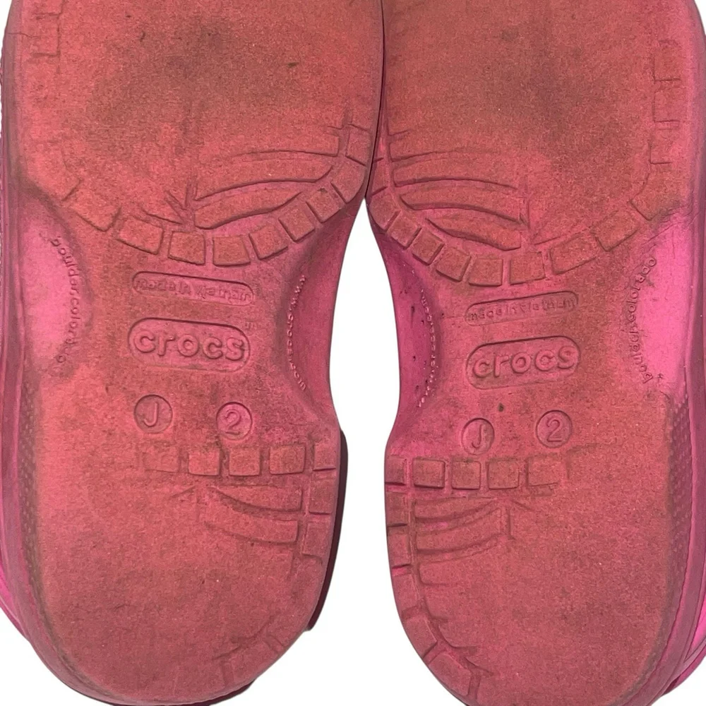 Crocs hot pink