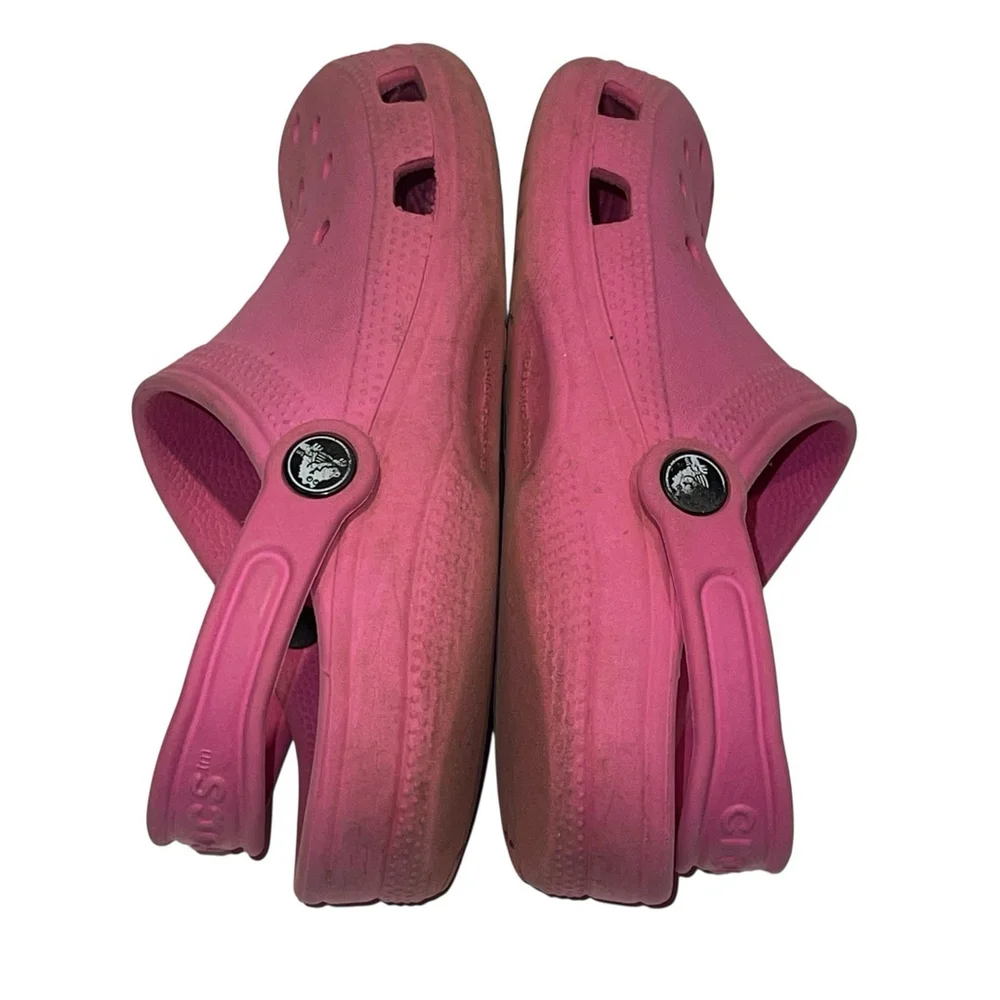 Crocs hot pink