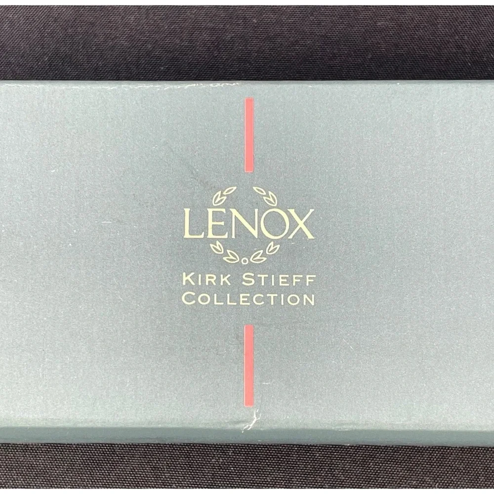 Lenox debut gold