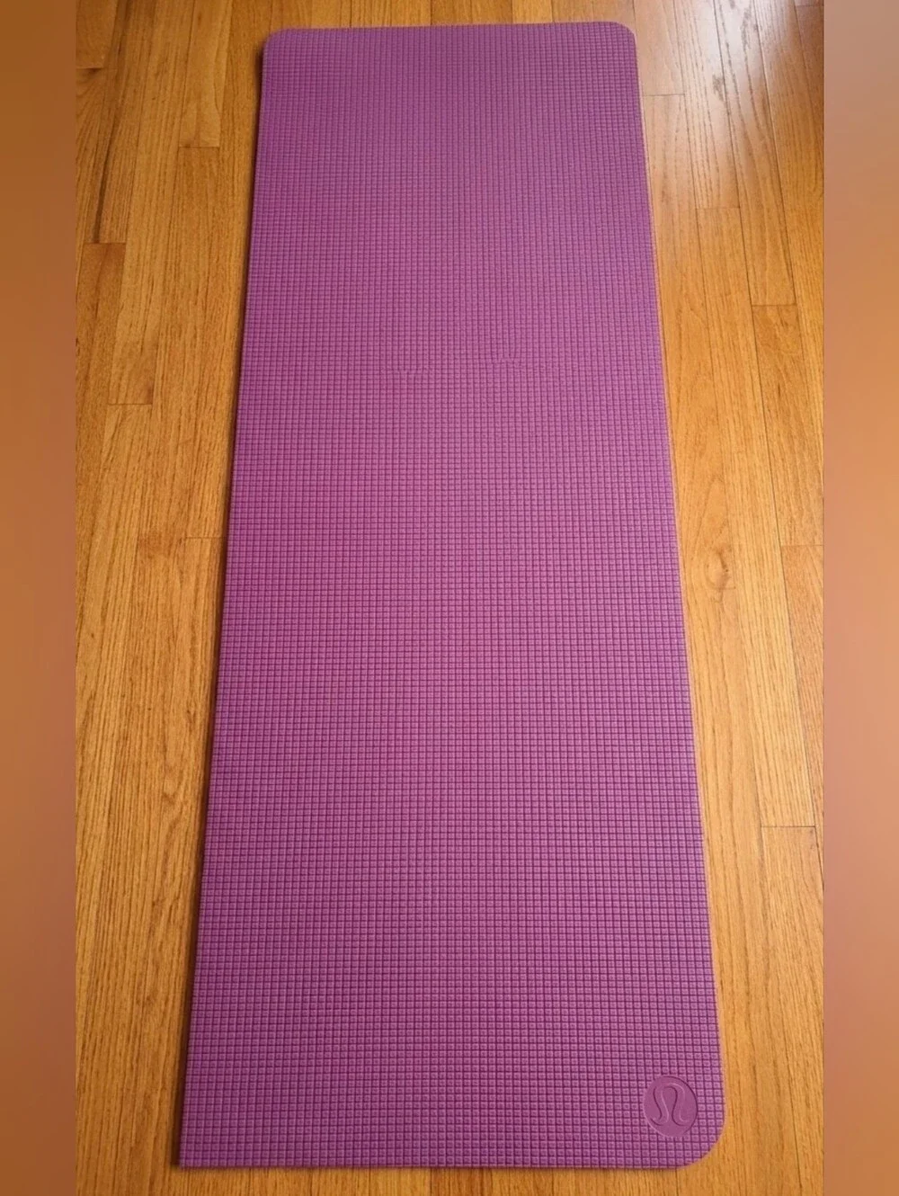Lululemon The Lightweight Mat 5mm Cyber Violet Ribbed Durface Yoga Mat