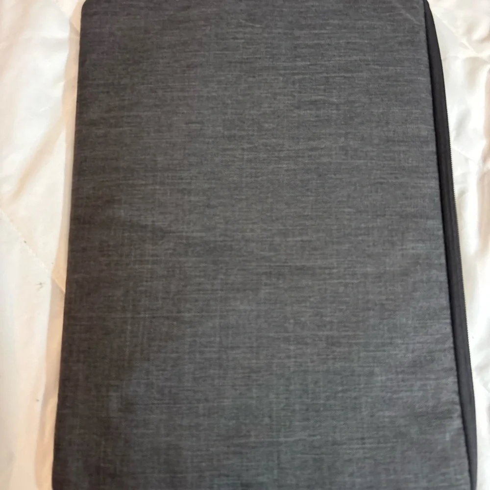 Acer stylish charcoal