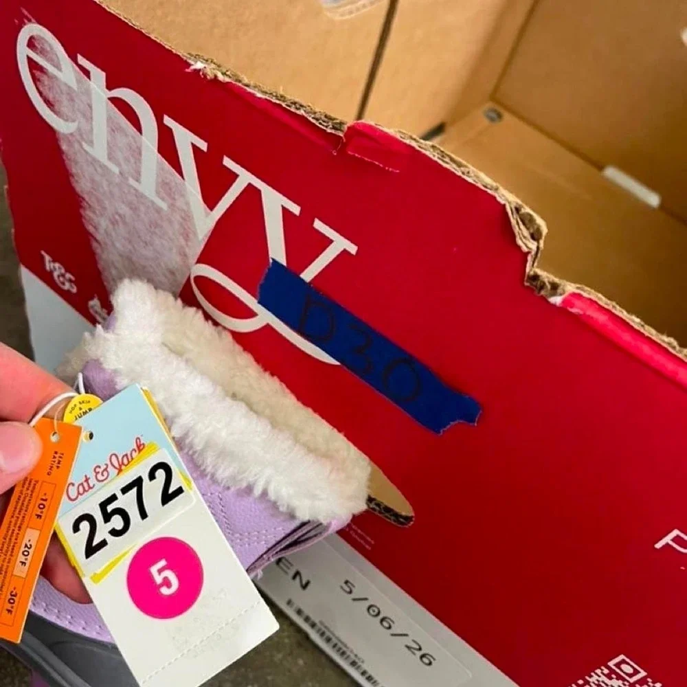 The Unbranded Brand girls sku cat