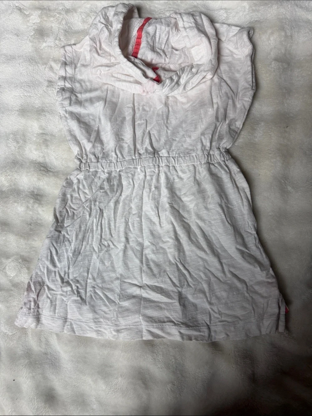 GAP lightweight white