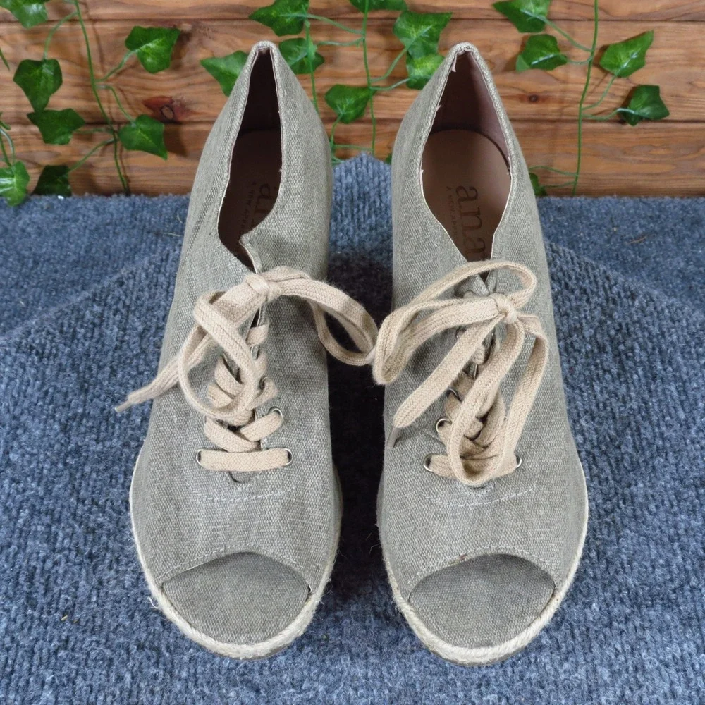 a.n.a canvas peep