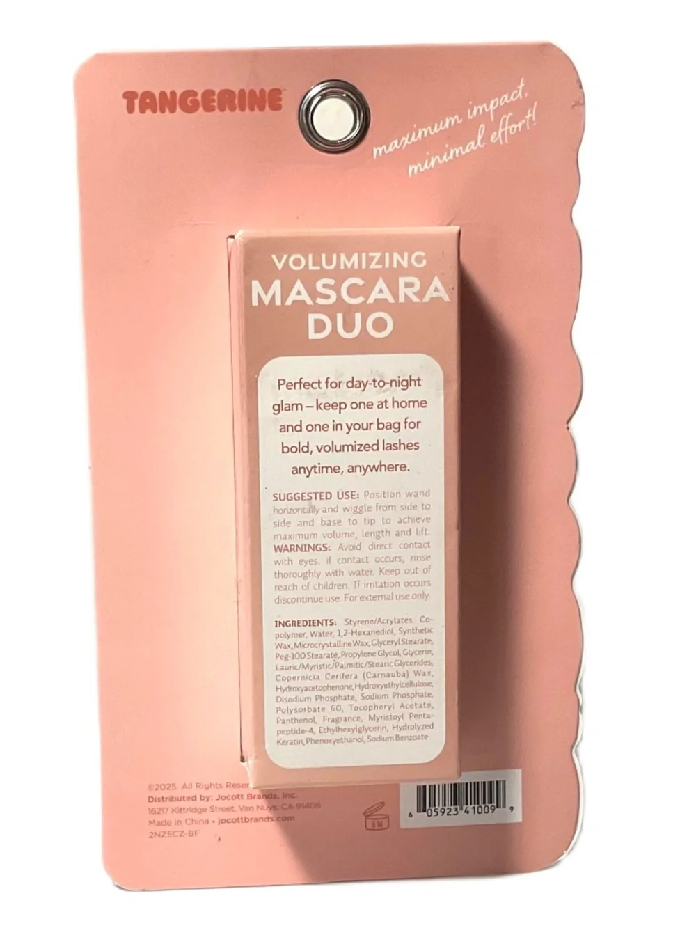Tangerine volumizing mascara