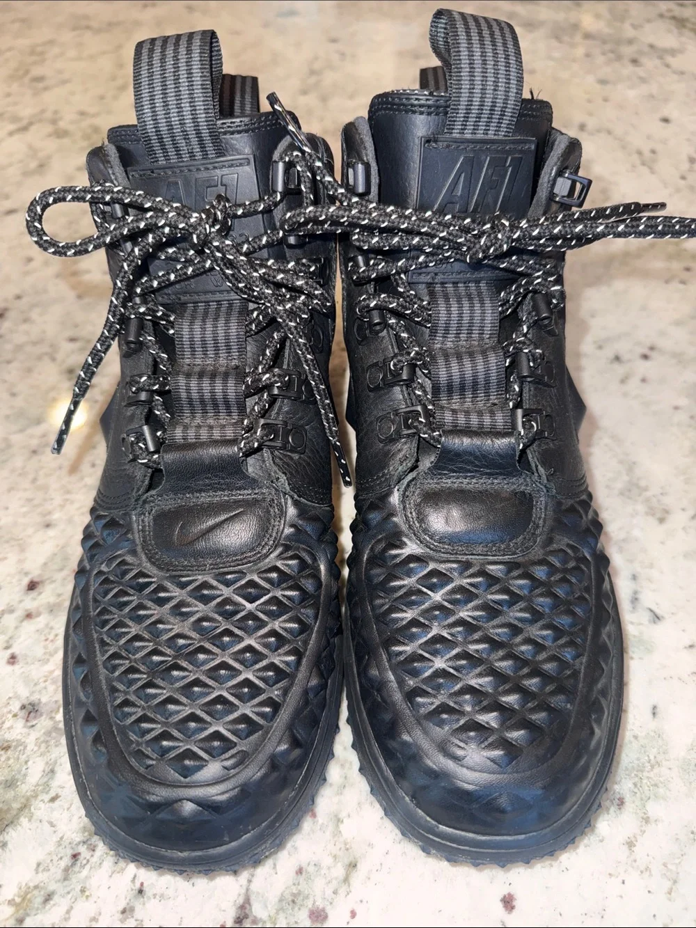 Nike rare lunar
