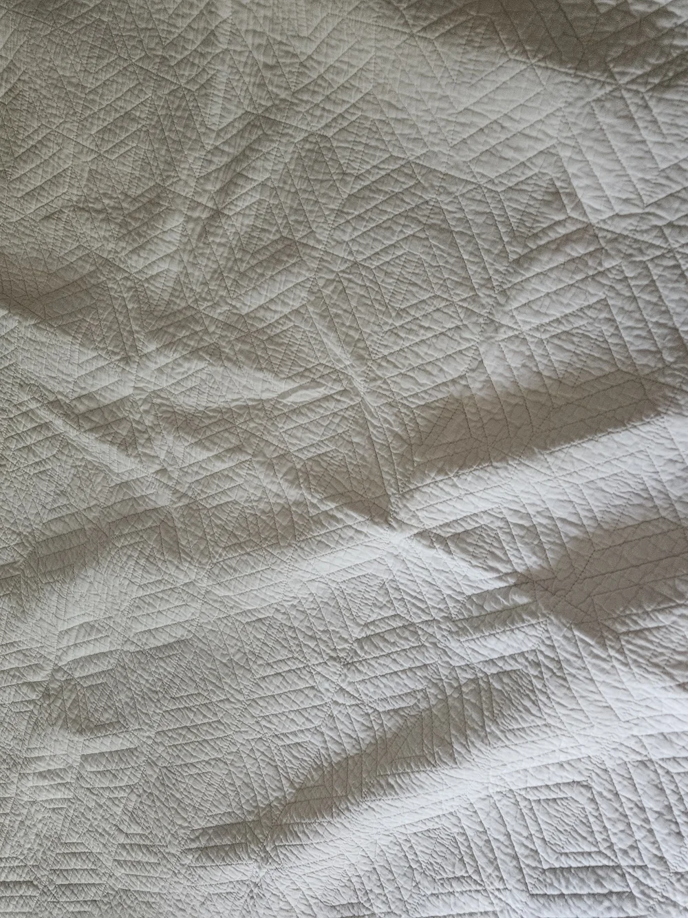 Bar III clean white
