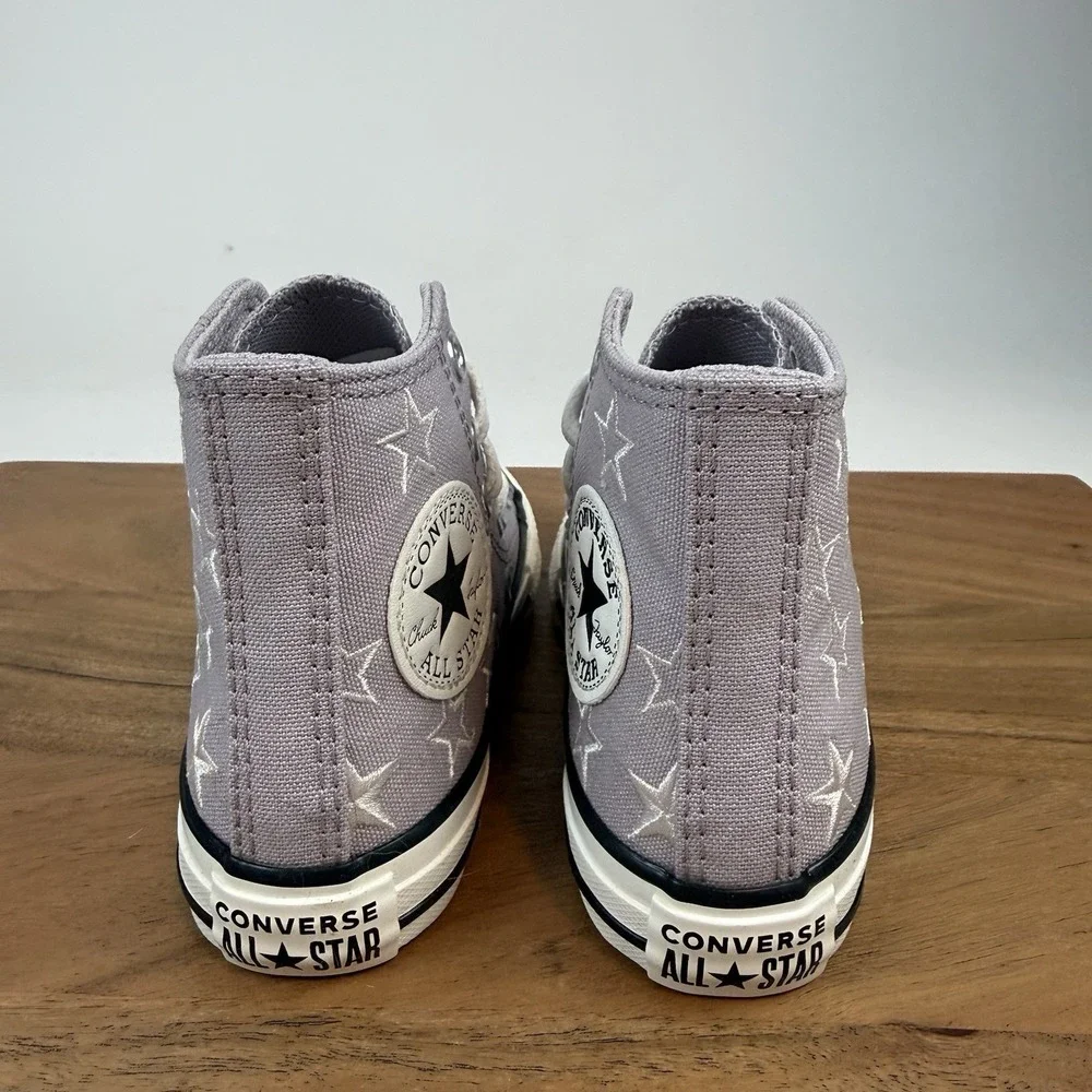 Converse size 11