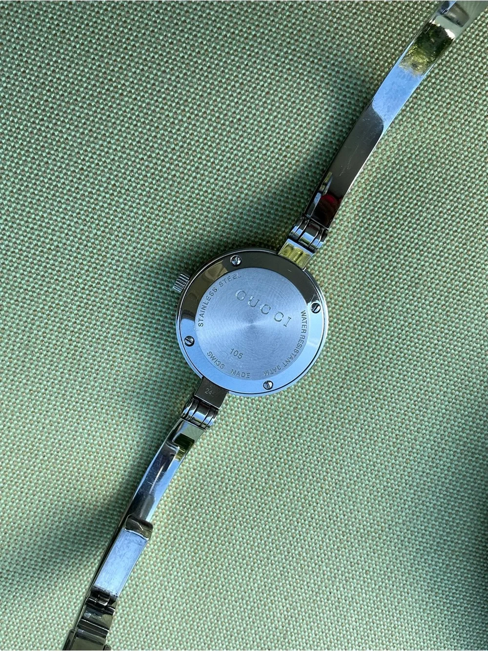 Gucci sleek authentic