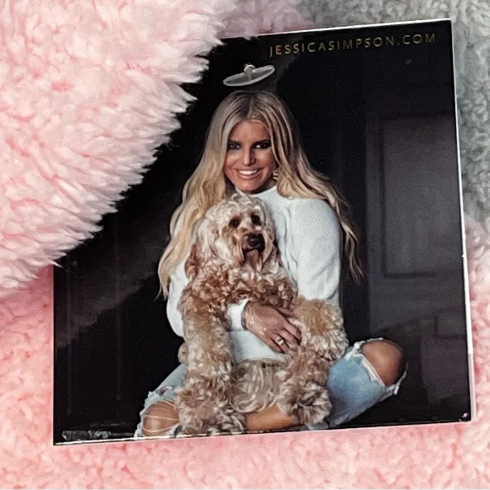 Jessica Simpson pristine new