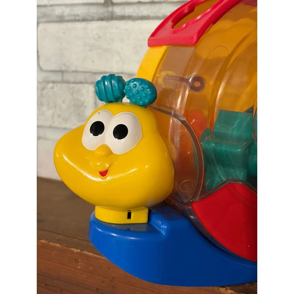 Vintage Fisher-Price Bee-Bop Building Singin' Snail Pail