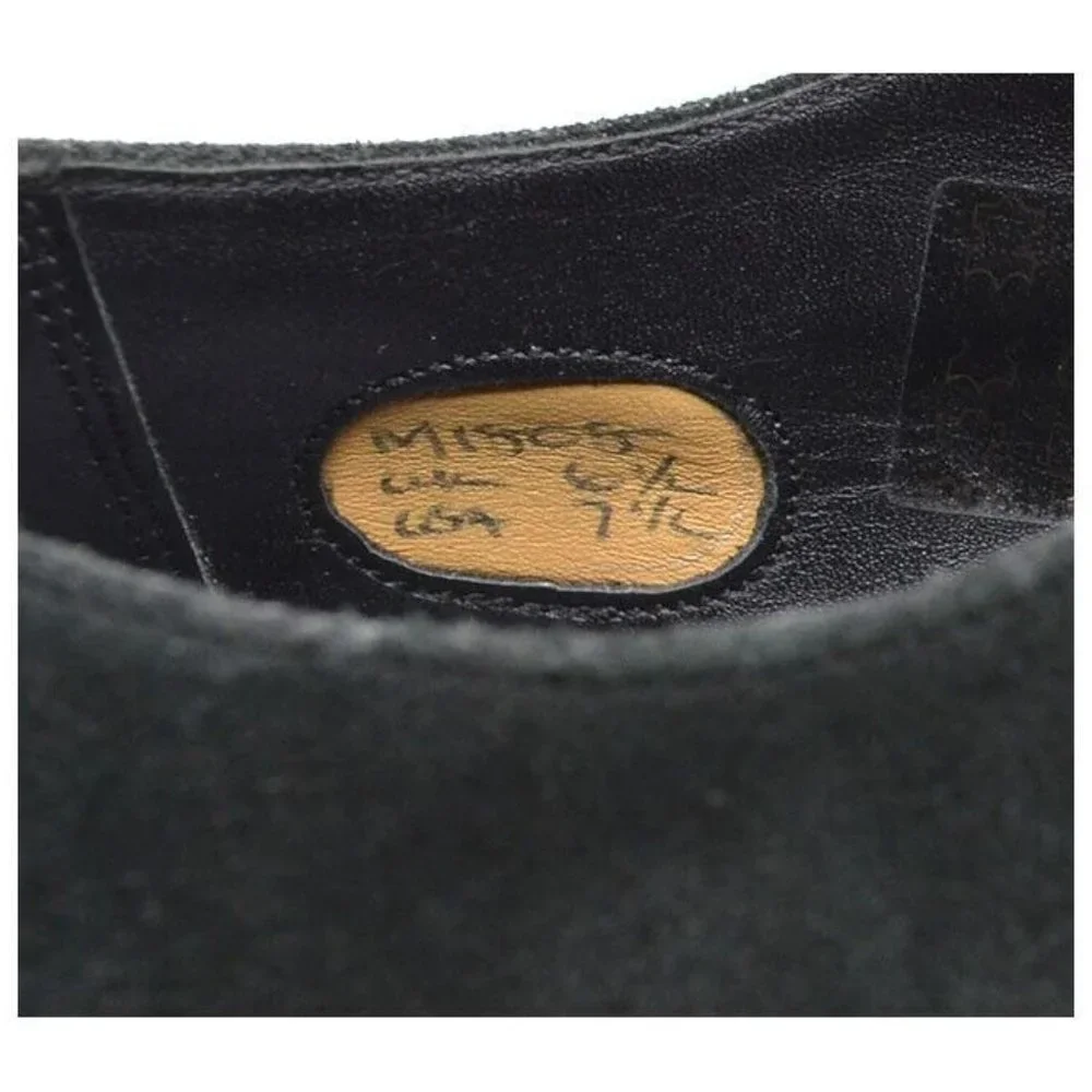 Barker Black actual item