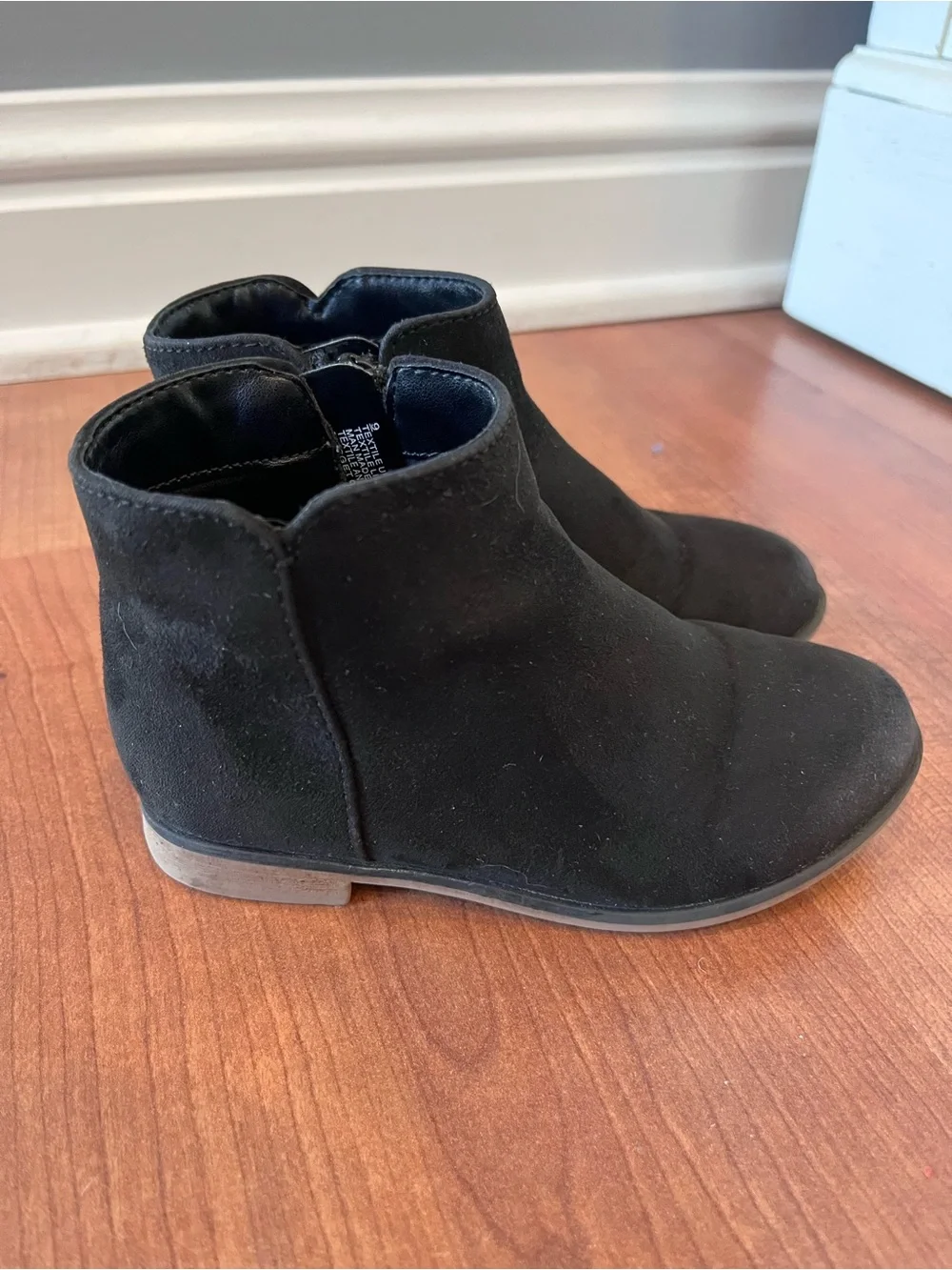 Cat & Jack classic black