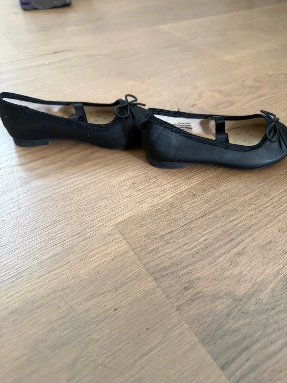 Cat & Jack classic black