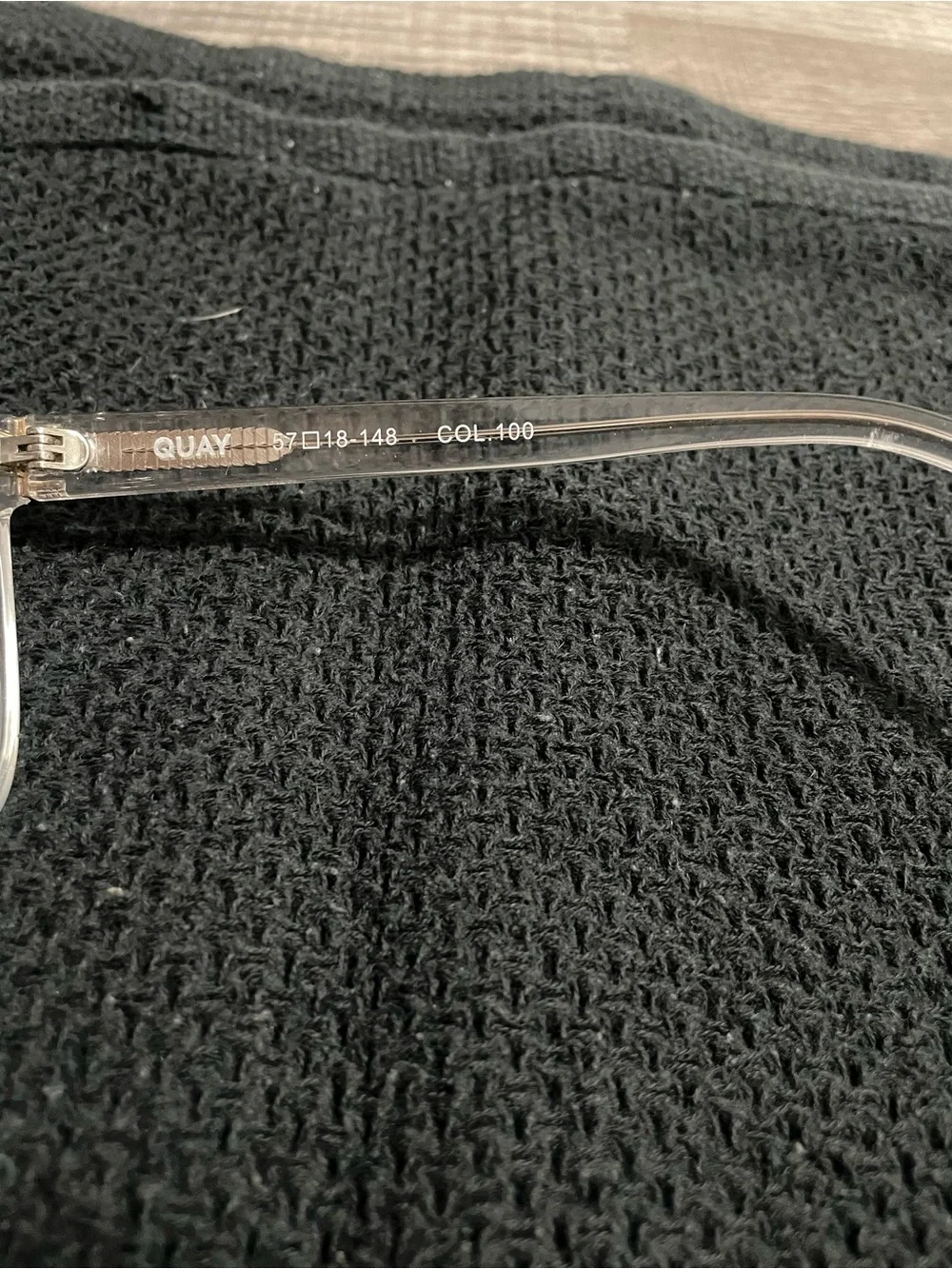 Quay Australia clear frame