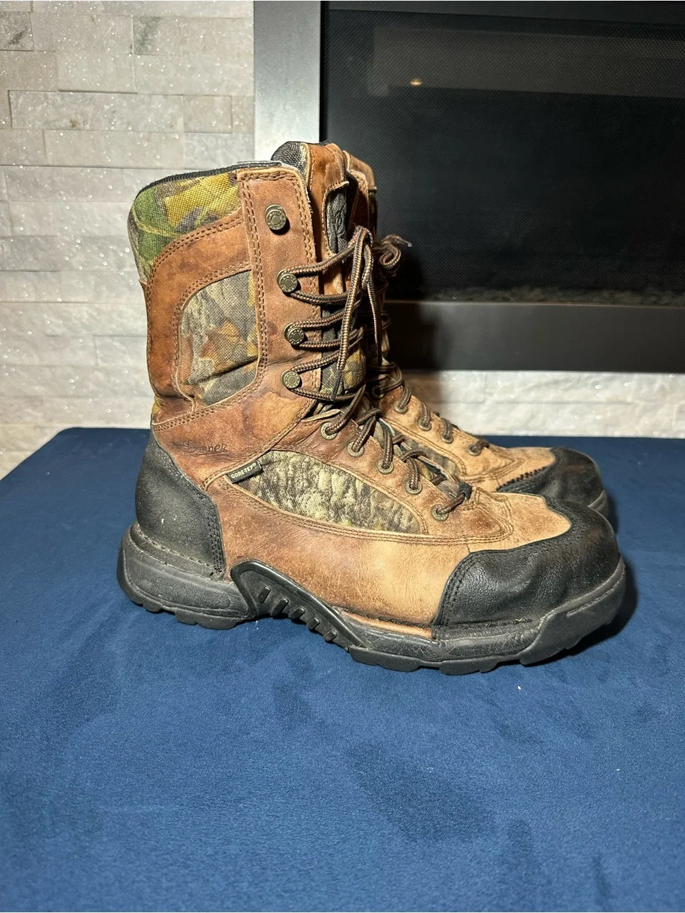 Danner pronghorn 8”