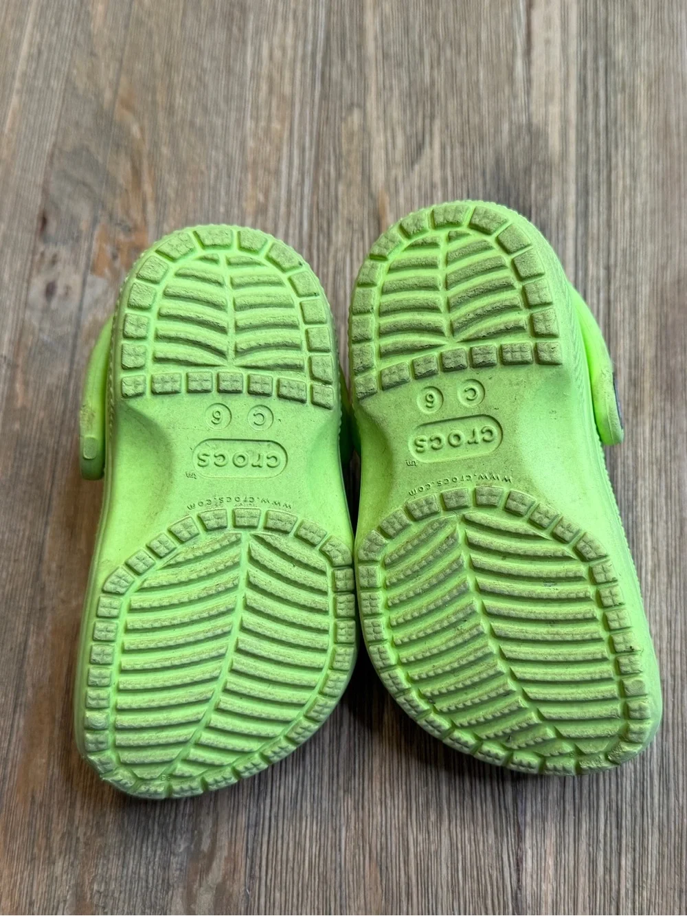 CROCS lightweight neon