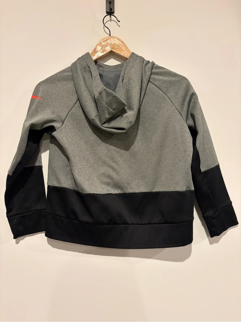 Nike 100% pocket