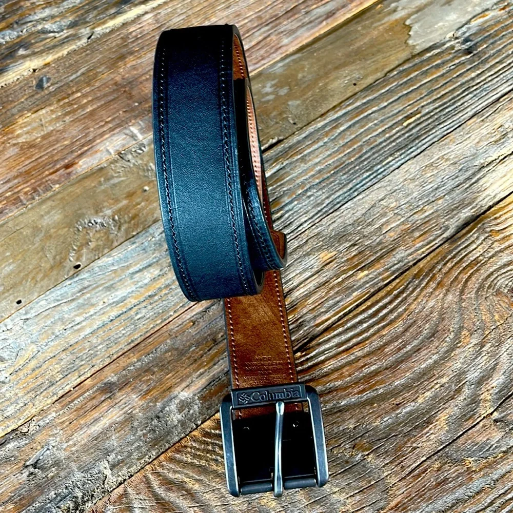 Columbia reversible stiched black & brown leather belt EUC size‎ 30-32