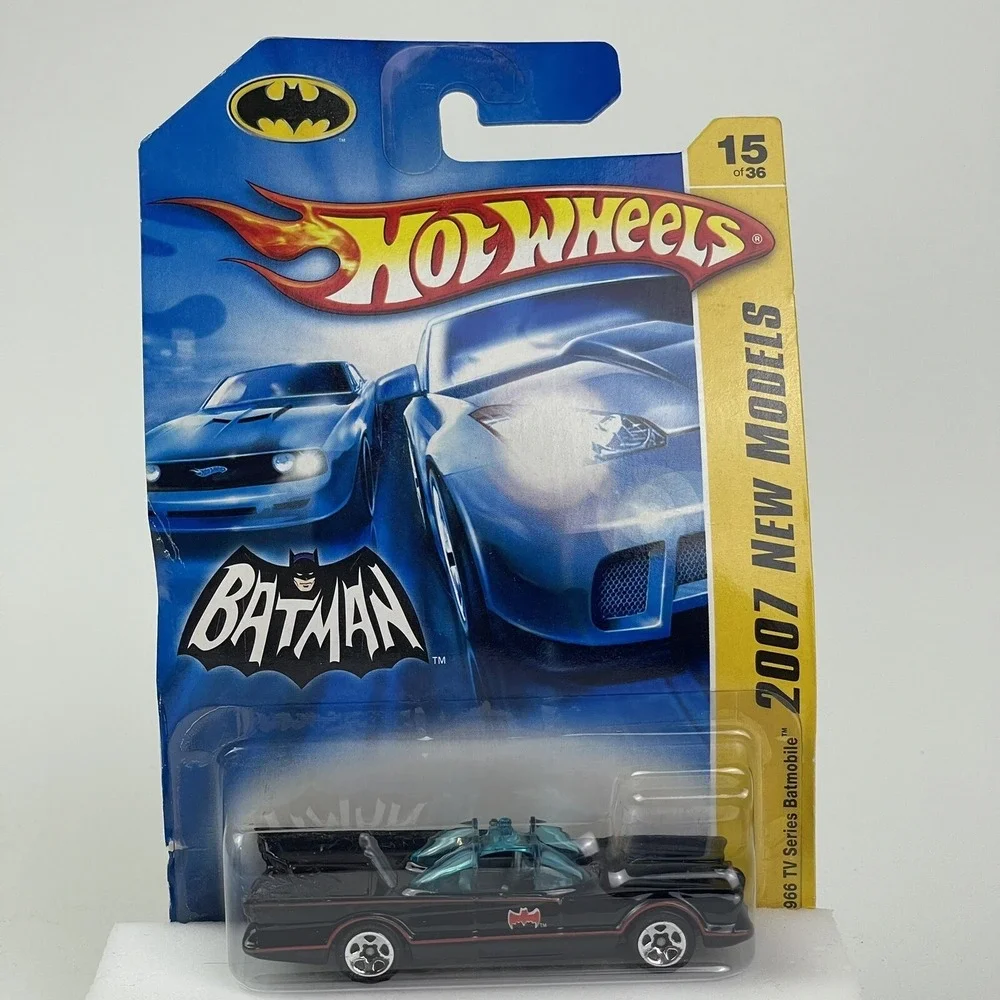 Hot Wheels 1966 TV Series Batmobile 2007 New Models 1:64 Diecast‎ Car