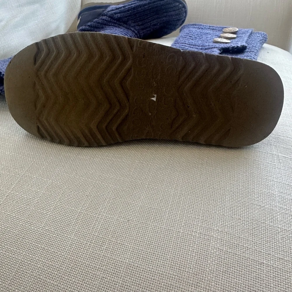 UGG australia knit