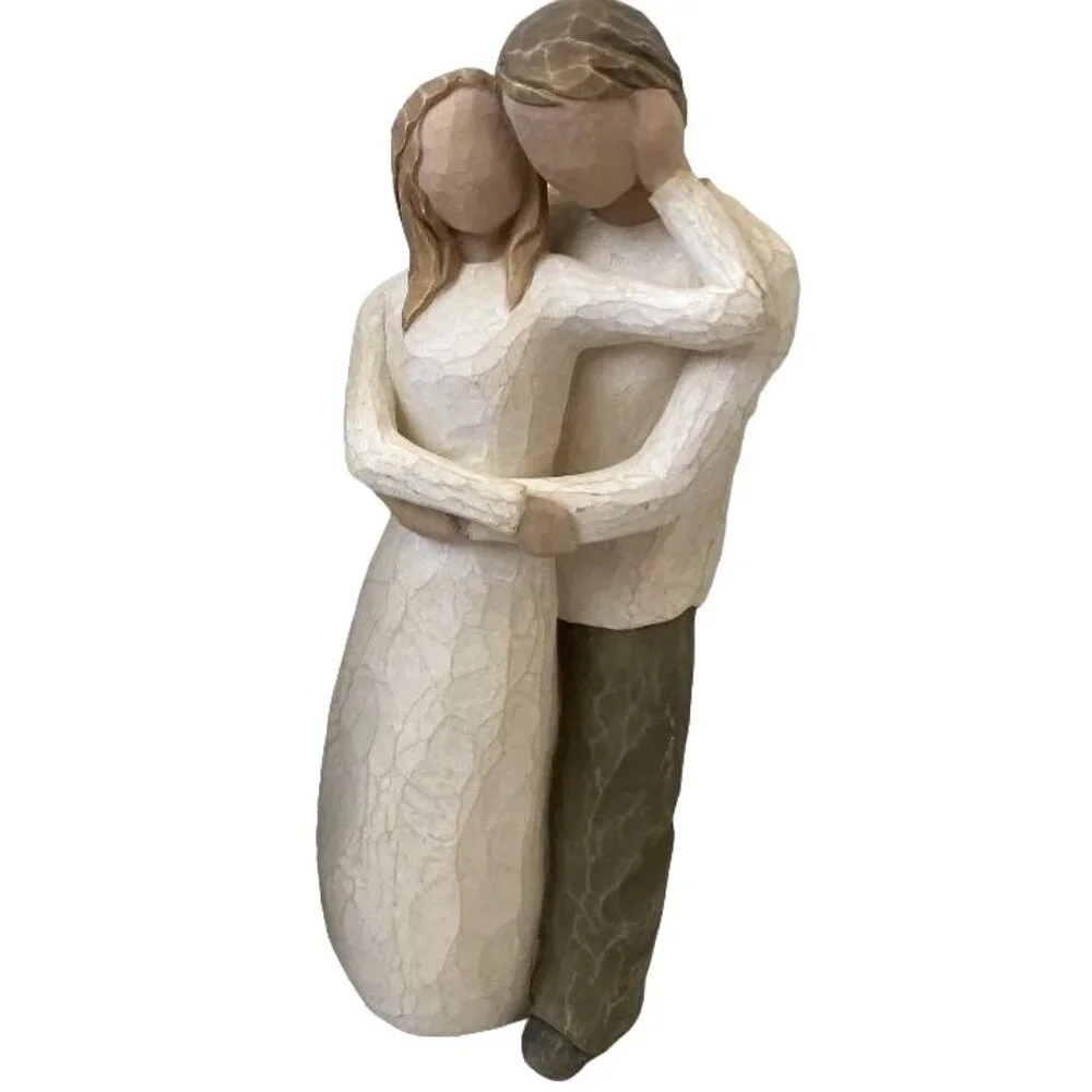 Willow Tree Figurine Embracing Couple 8