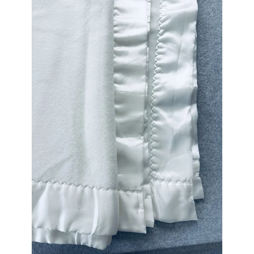 Fieldcrest Acrylic Blanket Satin Trim White Made In USA - King Size - Vintage