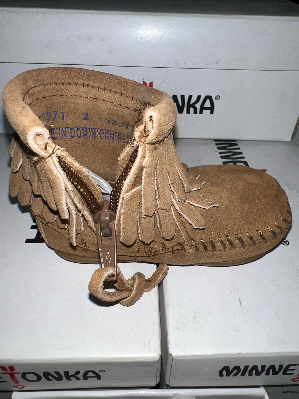 Authentic New in Box, Minnetonka Double Fringe Side Zip Boot infant Size 2