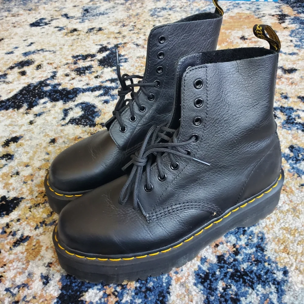 Dr. Martens grooved goodyear stitching