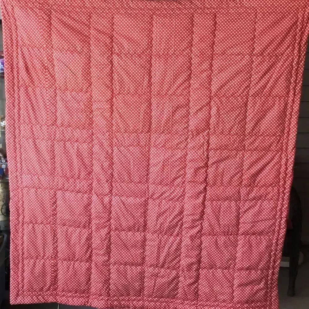 NWT Hand Crafted Holiday Sparkling Quilt