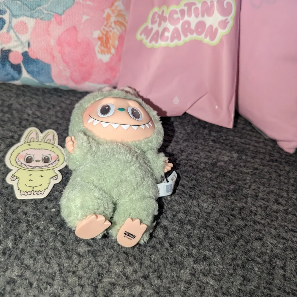 POP MART adorable green
