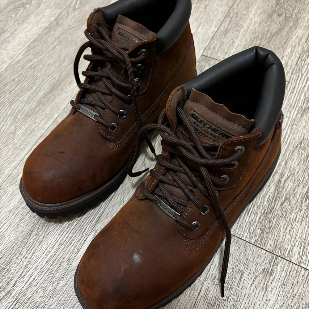 Skechers sturdy lace