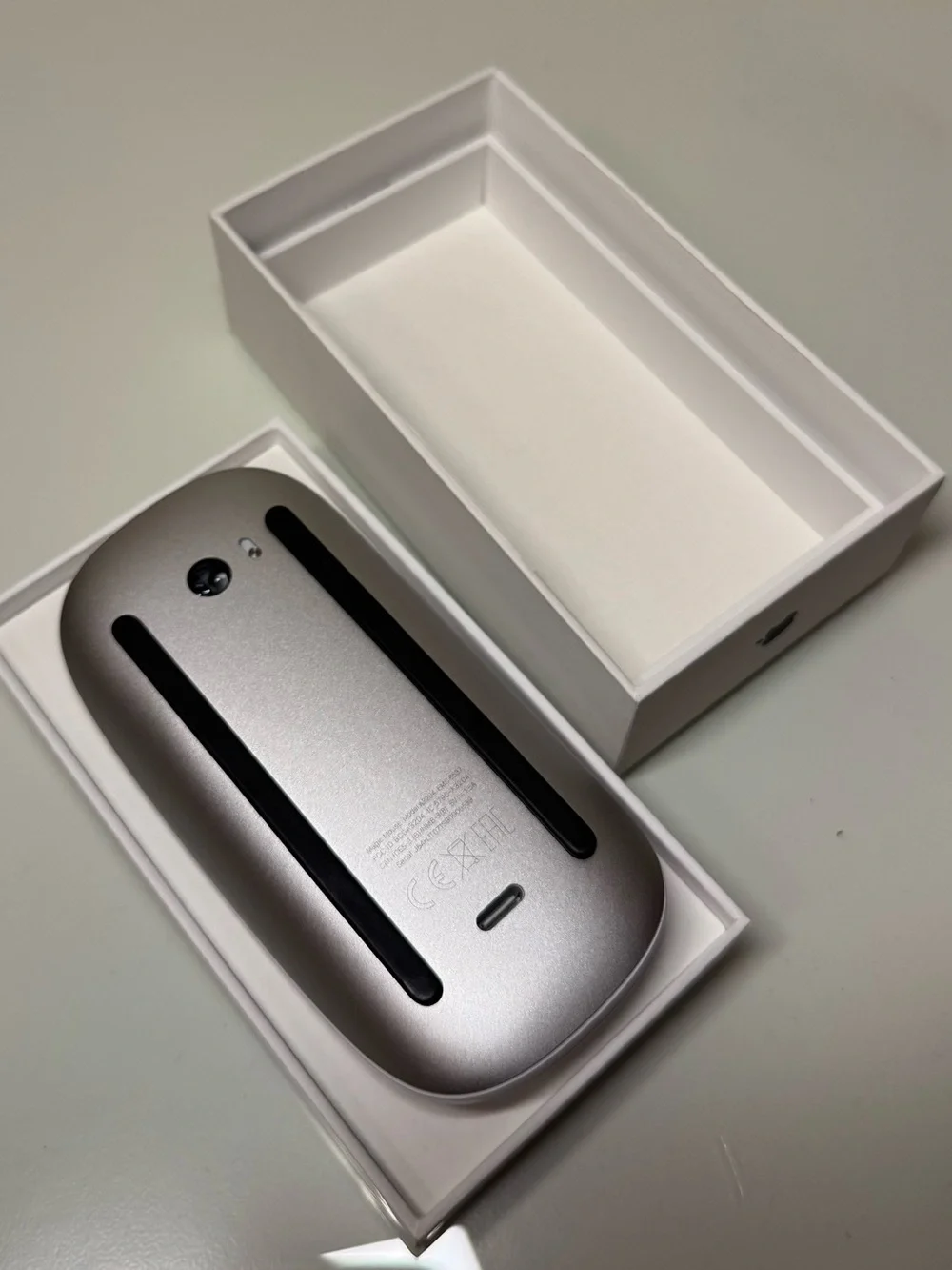 Apple model mxk53am