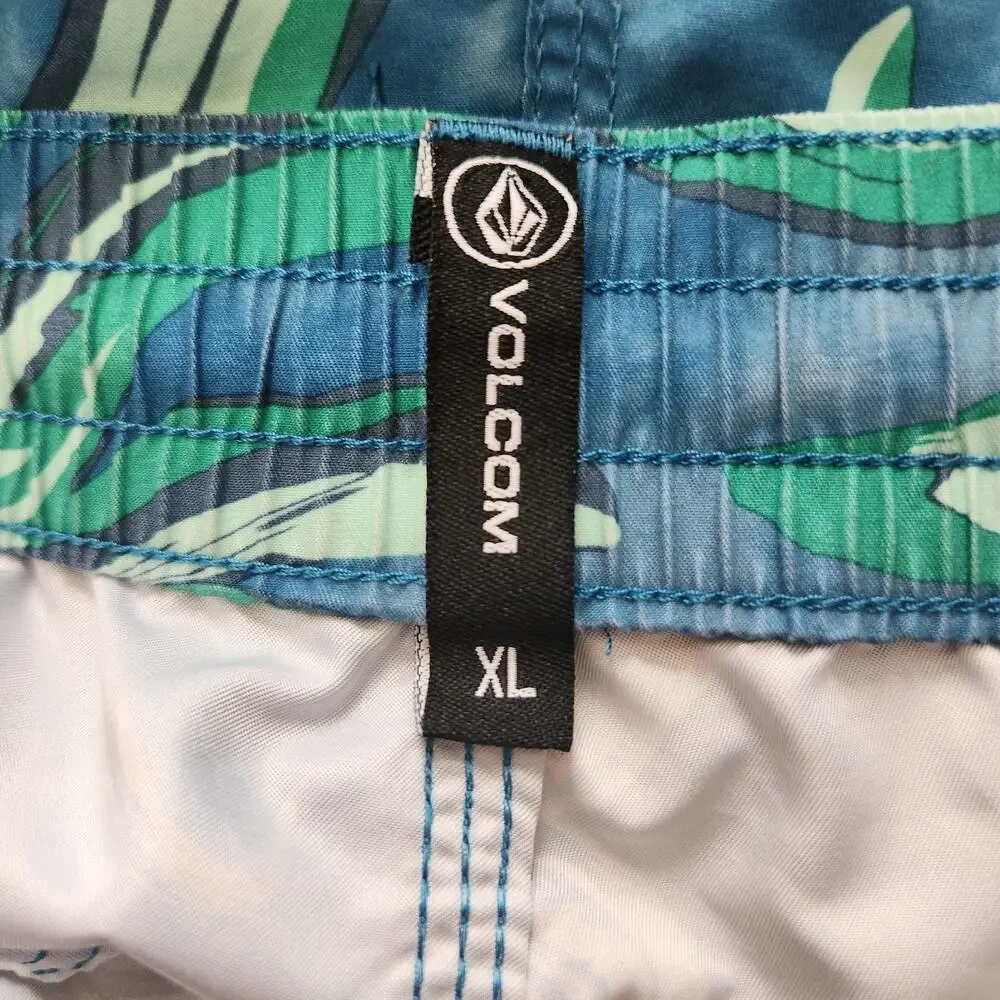 Volcom polly pack